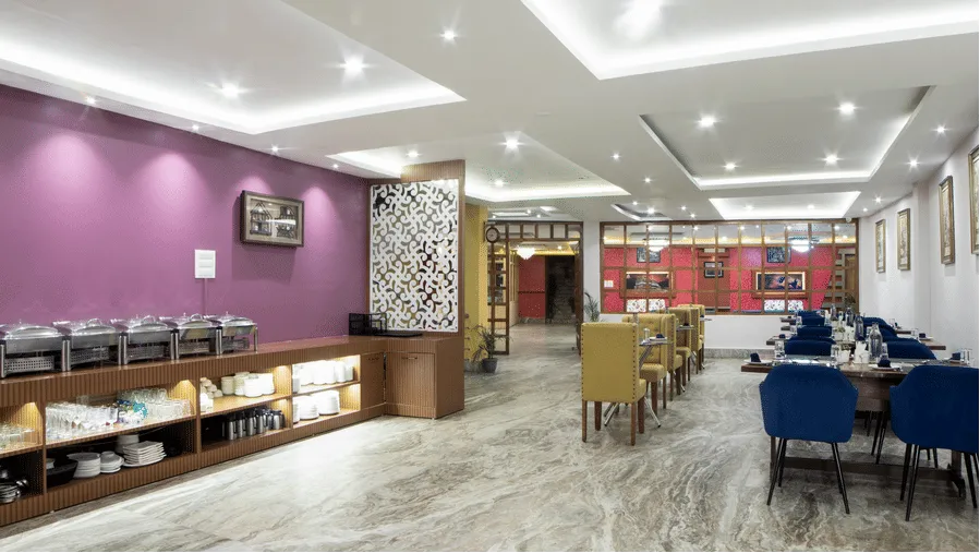 Mount 10 Fine Dining Restro